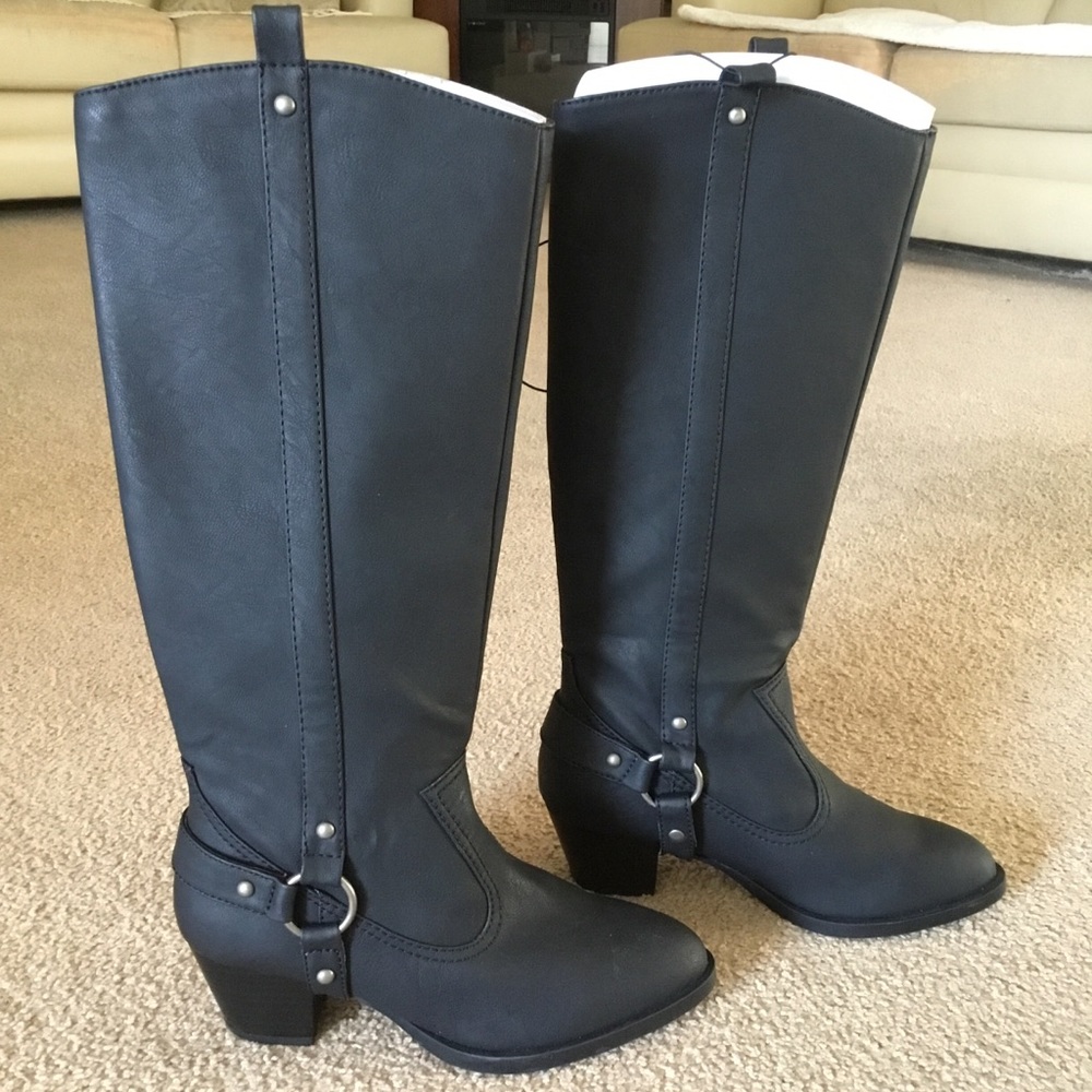 New H&M Black Knee High Boots